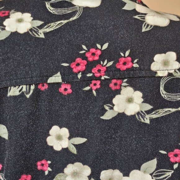 Caribbean Joe Hawaiian Shirt Womens Size M Floral Button Up Black White Pink - Picture 10 of 10